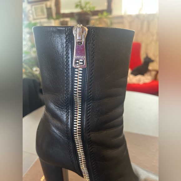 Gucci // Claudie Runway Platform Bootie // Size 36.5 - Picture 4 of 13